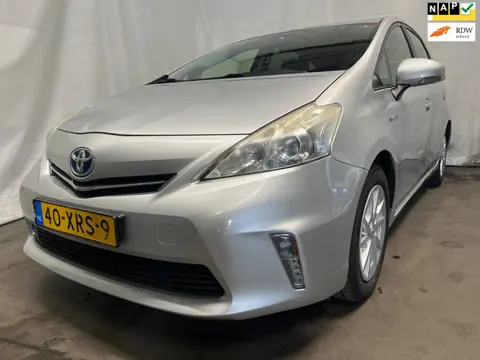 Toyota Prius Wagon 1.8 Comfort 96g - Front/ Achter Schade