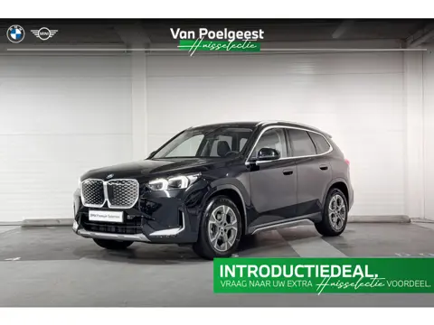 BMW iX1 eDrive20 Pure Edition | xLine | Comfort Access | Trekhaak | Stoelverwarming | Stoelverwarmin