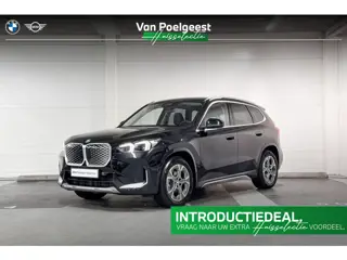 BMW iX1 eDrive20 Pure Edition | xLine | Comfort Access | Trekhaak | Stoelverwarming | Stoelverwarmin