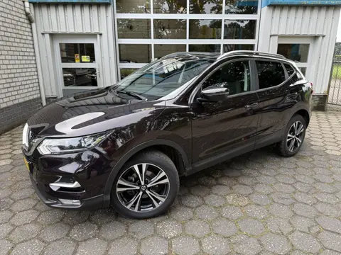 Nissan QASHQAI 1.3 DIG-T Design Edition / Trekhaak/ Panoramadak