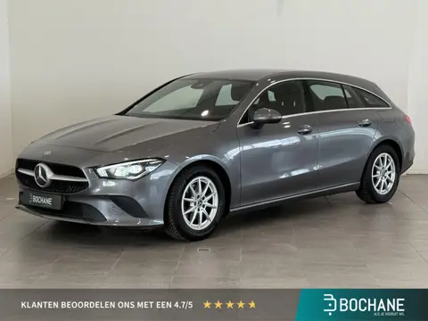 Mercedes-Benz CLA-klasse Shooting Brake 180 Business Solution | Trekhaak | All season banden | Apple