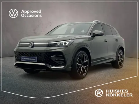 Volkswagen Tiguan R-Line Business 1.5 TSI eHybrid 204pk DSG Automaat Trekhaak, Panoramadak, Adaptive