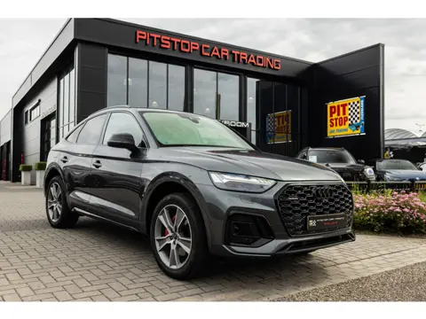 Audi Q5 Sportback 55 TFSI e S-line Competition, RS-zetels, Trekhaak, Pano, Matrix, B&O!