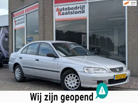 Honda Accord 1.6i LS - Airco - WEINIG KILOMETERS -