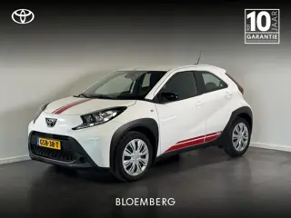 Toyota Aygo X 1.0 VVT-i MT Play | Rood Sticker pakket | CarPlay | Camera achter |