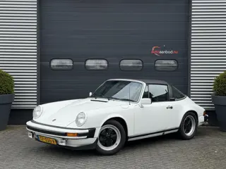 Porsche 911 3.0 SC Targa | Grand Prix White |