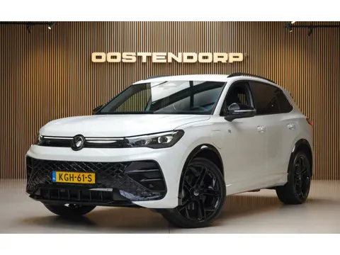 Volkswagen Tiguan 1.5/204pk eHybrid R-Line Blackstyle|2025|Trekhaak|20"Blackstyle|Head-up|IQ-Matrix|