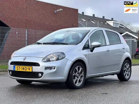 Fiat Punto Evo 0.9 TwinAir Sempre 5DR*Navigatie*Cruise*Clima*NAP*Parkeersensoren*LM velgen*Dealer on