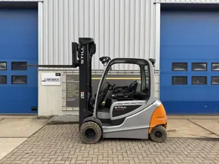 VS-22668 Elektrische triplex heftruck Still RX60-35