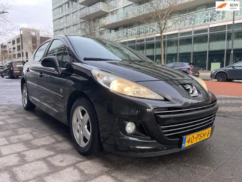 Peugeot 207 1.4 VTi Millesim 2011 Airco