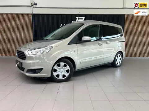 Ford TOURNEO COURIER 1.0 Titanium Cruise|Stoelverwarming|Elektrische ramen en Spiegels