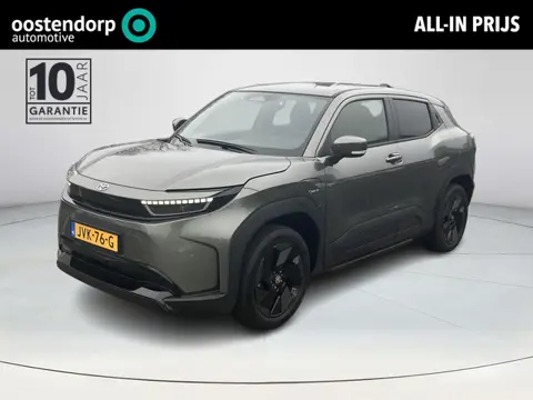 Toyota Urban Cruiser Dynamic 61 kWh