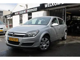 Opel Astra 1.8 Enjoy / VOL AUTOMAAT / Airco / CruiseControl / Parkeersensoren