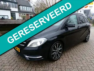 Mercedes-Benz B-klasse 200 156pk Clima Cruise Navi Xenon Trekhaak 1400kg