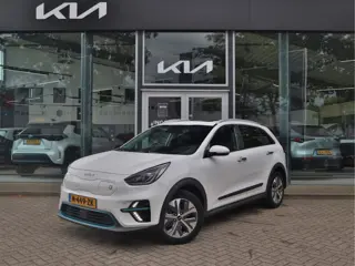 Kia e-Niro DynamicPlusLine 64 kWh | Stoelverwarming | Leder | Navigatie | Camera |