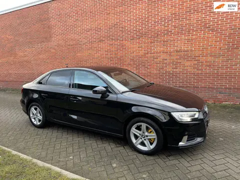 Audi A3 Limousine 1.4 TFSI CoD Design Pro Line Plus Navi Xenon Pdc Stoelverw