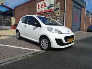 Peugeot 107 1.0 Access Accent (bj 2012)