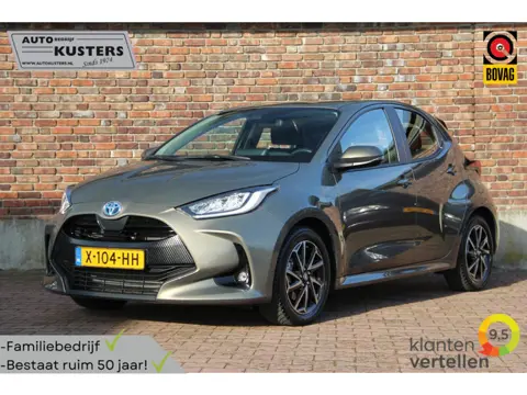 Toyota Yaris 1.5 Hybrid Dynamic Eerste Eigenaar | Dealer Onderhouden | Adaptive Cruise | Achteruitri
