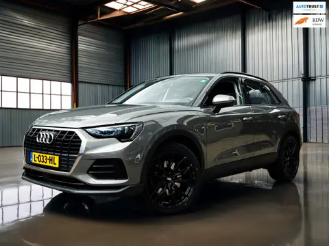 Audi Q3 40 TFSI quattro Pro Line business 20''LMV_Navi_Digitale cockpit
