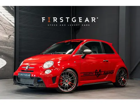 Abarth 695 Biposto *O.Z. Lichtmetalen velgen / Akrapovic / Carbon in-exterieur / Sportstoelen / Brem