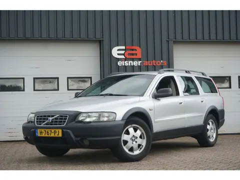 Volvo XC70 2.5 T Comfort Line | TREKHAAK | STOELVERWARMING | NAVI |