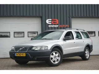 Volvo XC70 2.5 T Comfort Line | TREKHAAK | STOELVERWARMING | NAVI |