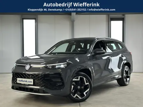 Volkswagen Tayron 1.5 eHybrid R-Line | Trekhaak-pakket | Navigatie-pakket | Stoel- & stuurverwarming