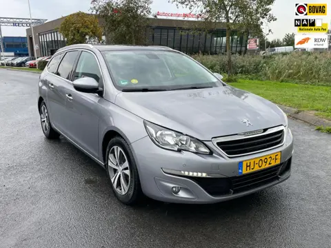 Peugeot 308 SW 1.6 BlueHDI Blue Lease Executive Pack, Trekhaak, Pano, Cam, Navi, 2e eig afk, Geen im