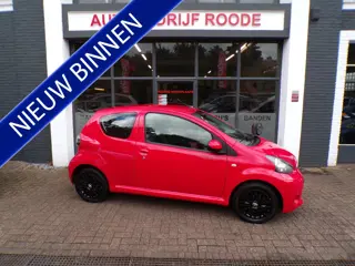 Toyota Aygo 1.0 VVT-i Dynamic AIRCO, 2 EIGENAAR,NIEUWE APK !!!
