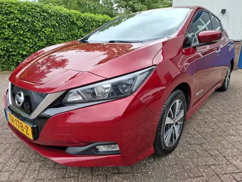 Nissan Leaf Acenta 40 kWh 6600.- EX BTW SOH 84.8% CLIMAT/CRUISE/NAVI 150PK