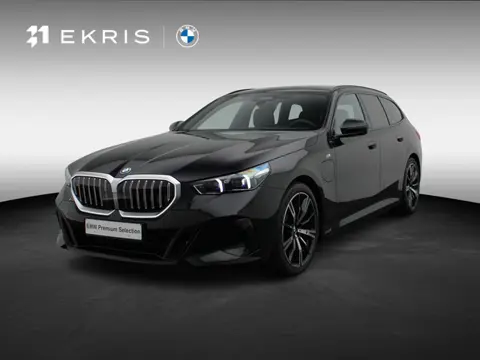 BMW 5 Serie Touring 530e xDrive M Sportpakket | Panoramadak | Harman-Kardon | Driving Assist. Prof. 