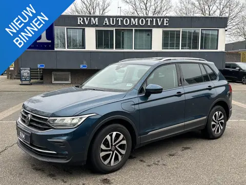 Volkswagen Tiguan 1.4 TSI eHybrid PHEV ADAPTIVE CRUISE CONTROL| PANO| STOEL + STUURVERWARMING| 360 C