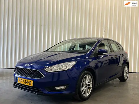 Ford Focus 1.0 Edition distributieriem en koppeling nieuw