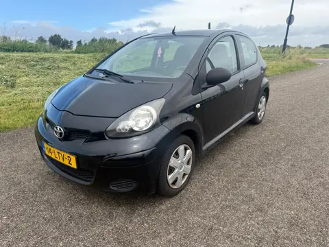 Toyota Aygo 1.0-12V Access incl onderhoud nw apk en garantie !!