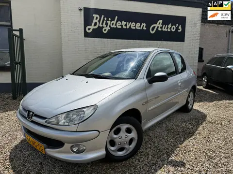 Peugeot 206 1.4 Quiksilver Nieuwe APK |LM