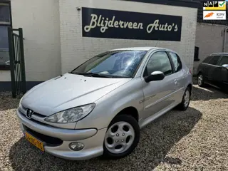 Peugeot 206 1.4 Quiksilver Nieuwe APK |LM