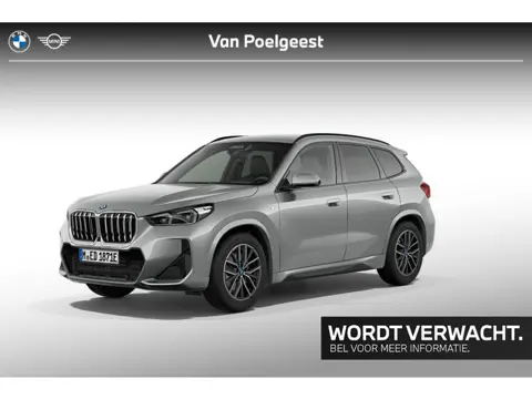 BMW iX1 xDrive30 M-Sport 18 Inch / Comfort Acces / Electrische Zwenkhaak / Getinte Ramen Achter / Bi