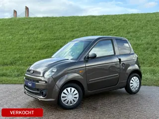 Microcar Brommobiel M.GO Initial !!! Verkocht !!! Achteruitrijcamera | DAB + | BT Audio | Centrale v