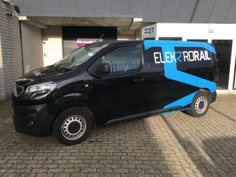 Peugeot Expert 2.0 BlueHDI 120 Standard Premium / 3 PERSOONS / NAVI / CAMERA / TREKHAAK