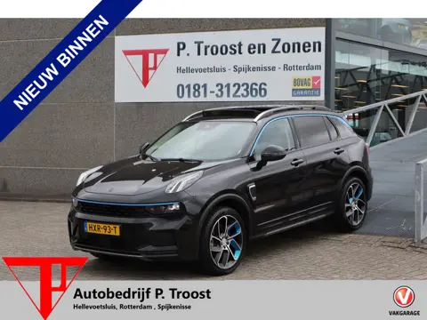 Lynk & Co 01 1.5 Panoramadak/360 graden Camera/Keyless/Lane assist/Adaptive cruise control/Apple car