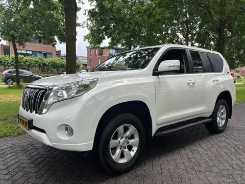 Toyota Land Cruiser 2.8 D-4D-F Challenger Blind Van 2 sleutels, Dealeronderhouden, Garantie tot 28-0