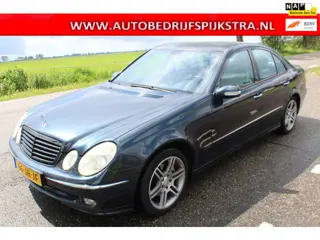 Mercedes-Benz E-klasse 240 Avantgarde // AUTOMAAT //