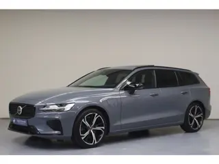 Volvo V60 T6 Plug-in hybrid AWD Plus Dark | Rijklaarprijs | Trekhaak | Pano dak |