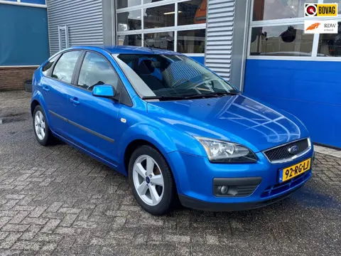 Ford Focus 1.6-16V First Edition