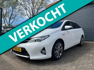 Toyota Auris Touring Sports 1.8 Hybrid Lease