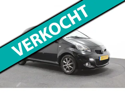 Toyota Aygo 1.0-12V Dynamic Navigator | Airco | Sportvelgen | Goed onderhouden