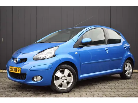 Toyota Aygo 1.0 12V Dynamic Blue 5Drs Airco | Full Map Navi | Telefonie | 14 Inch LMV | Volledig Ond