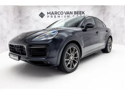Porsche Cayenne Coupé 3.0 E-Hybrid Platinum Edition | SportDesign | Pano | E-Trekhaak | 18-voudig