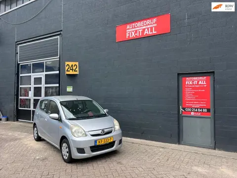 Daihatsu Cuore 1.0 Premium