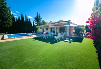 Aan Golfbaan Villa Costa Blanca met privé zwembad